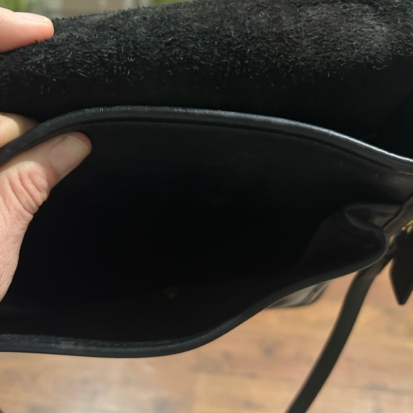 Coach Black and Gold Leather Tag - Picture 5 of 6